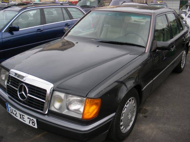 Mercedes 300 E