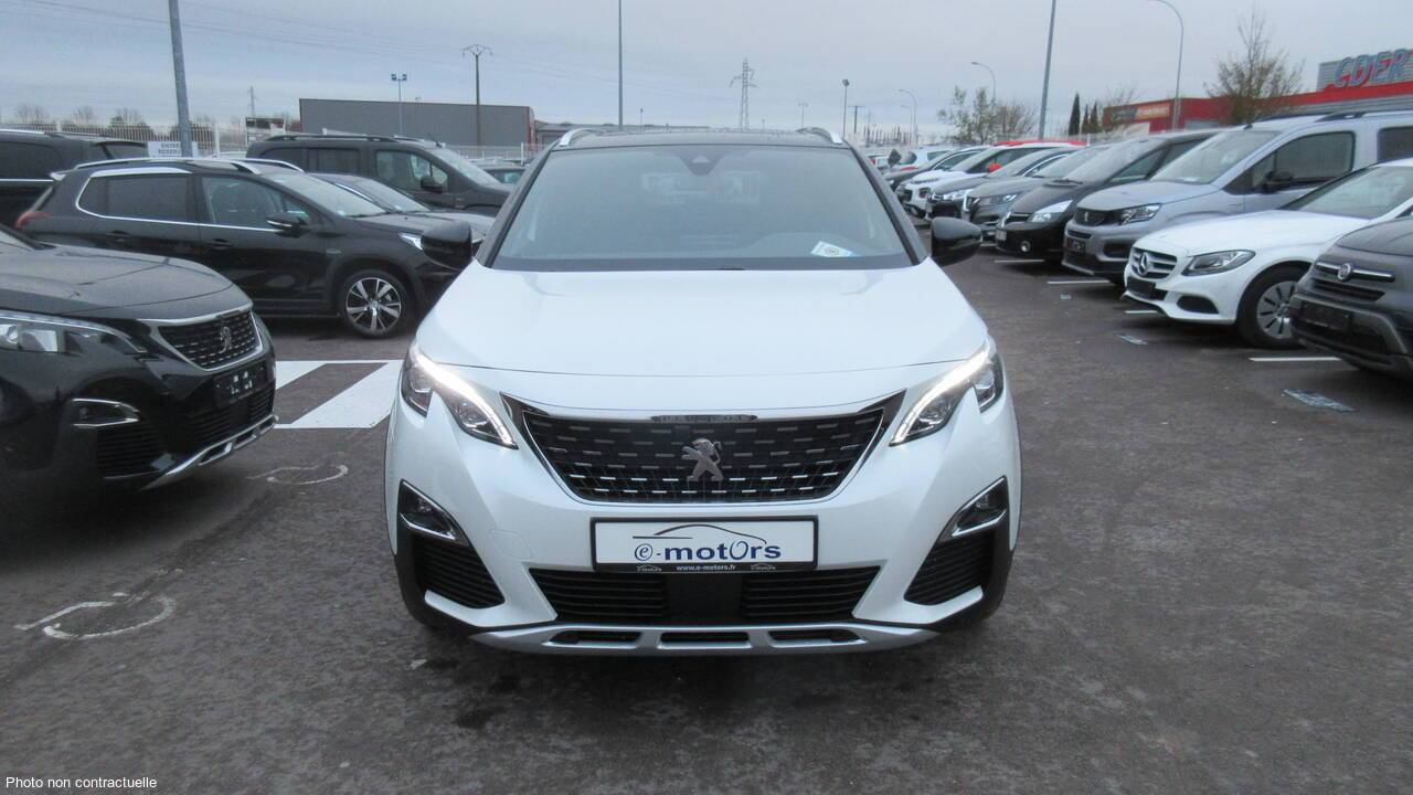 Peugeot 5008