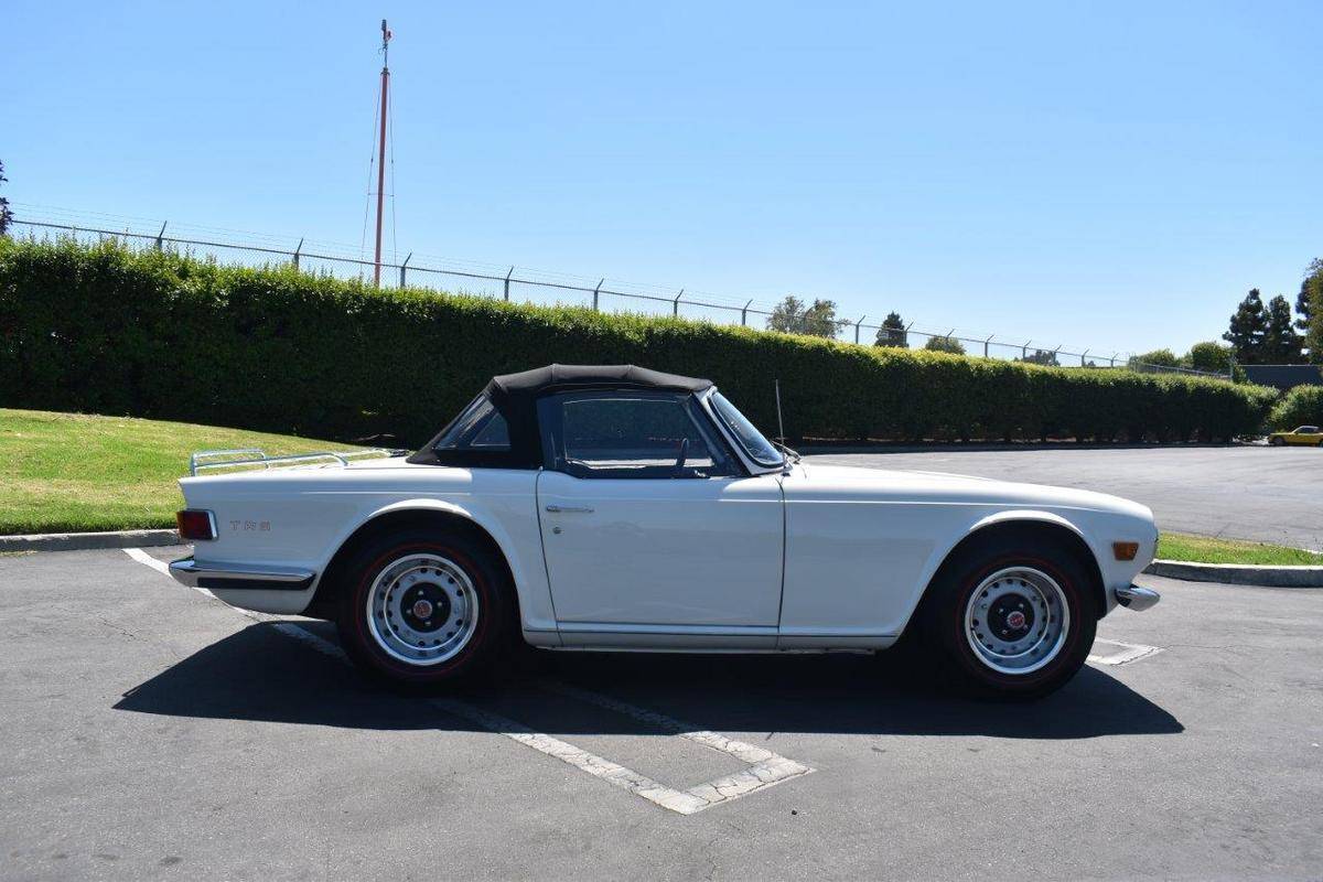 Triumph TR6