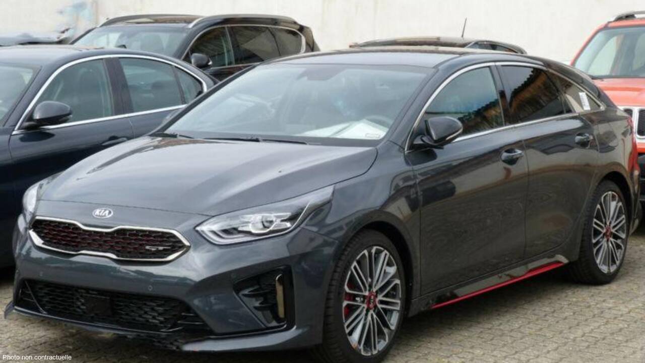 Kia ProCeed