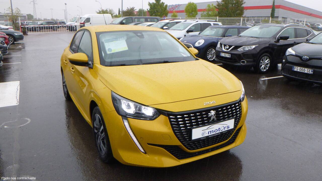 Peugeot 208