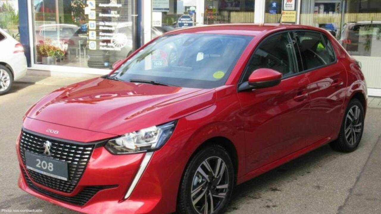 Peugeot 208