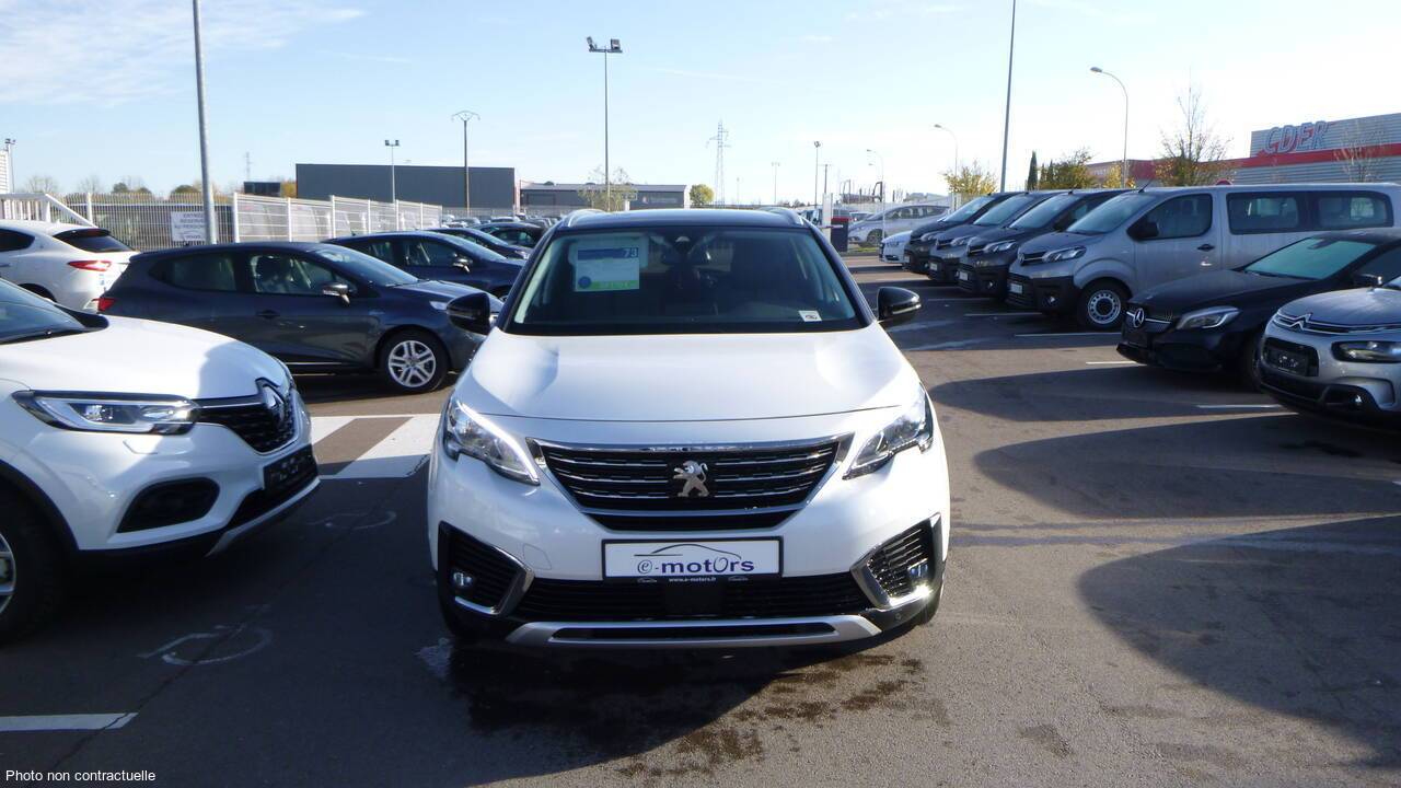 Peugeot 5008