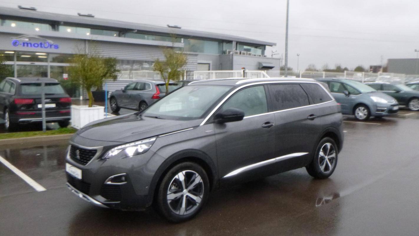 Peugeot 5008