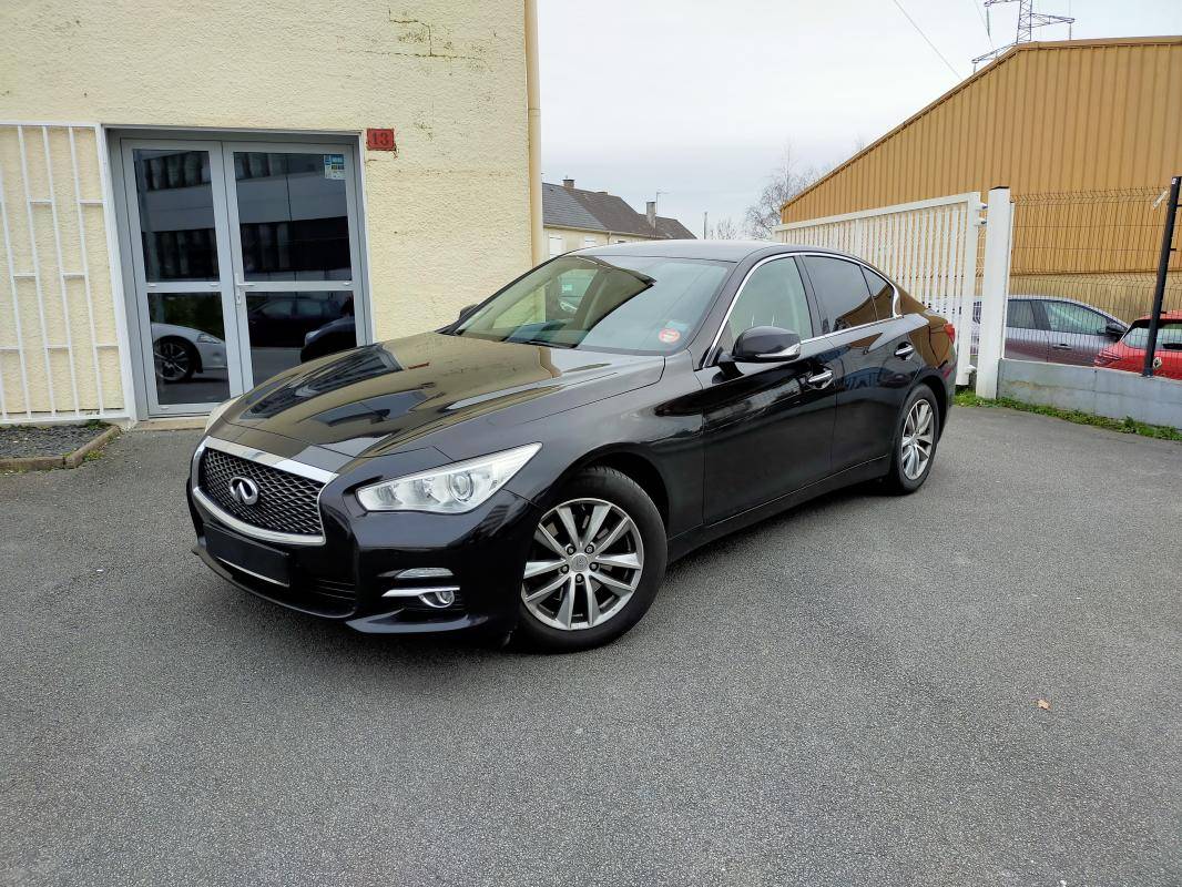 Infiniti Q50