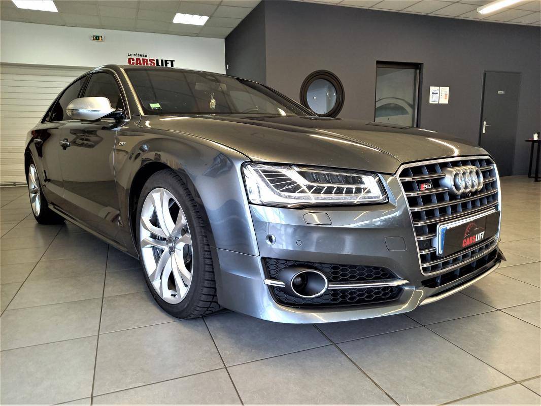 Audi S8