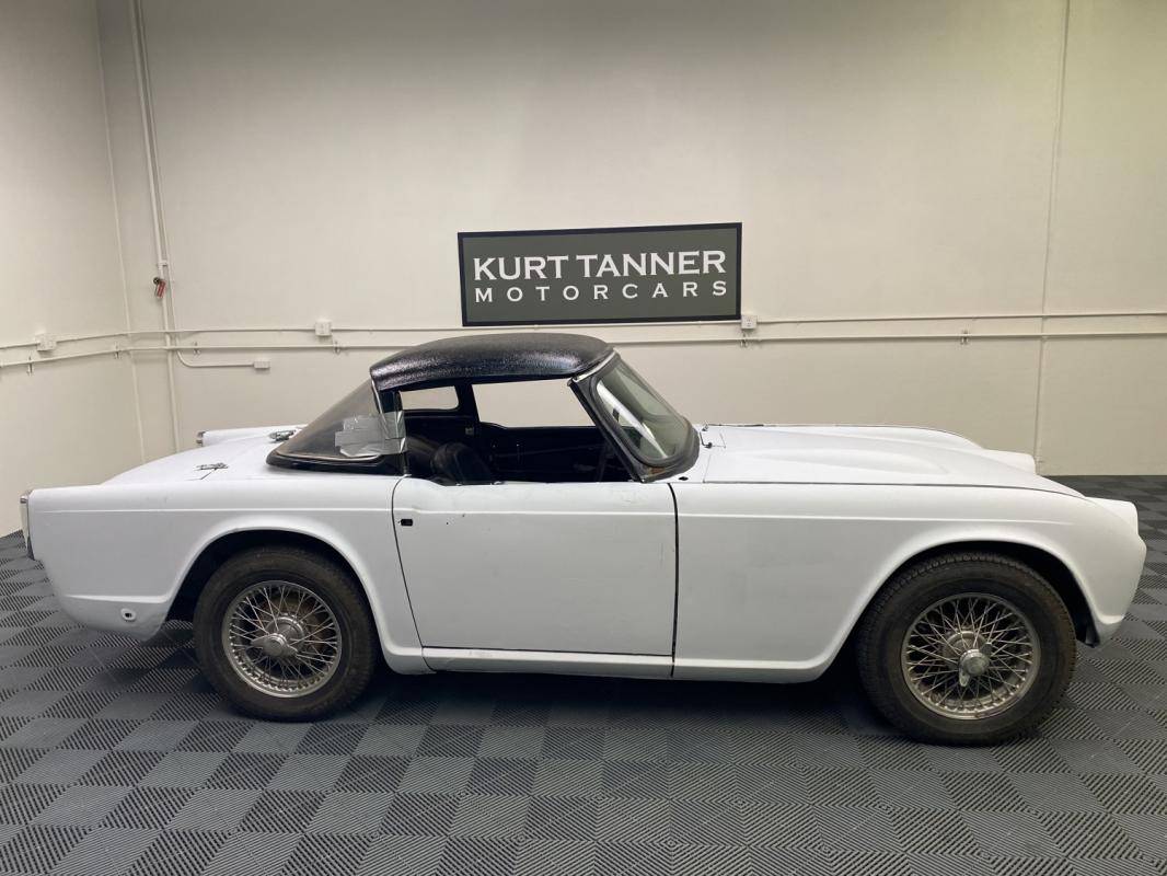 Triumph TR4