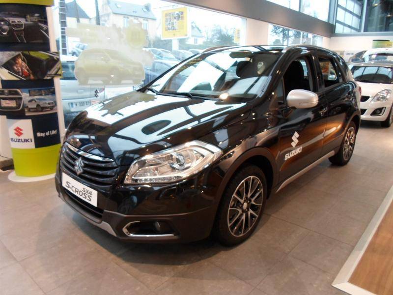 Suzuki SX4