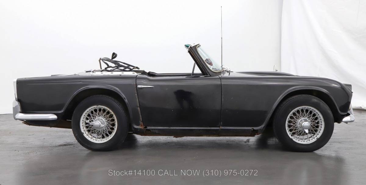 Triumph TR4