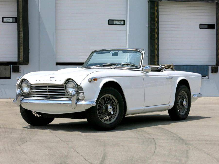 Triumph TR4