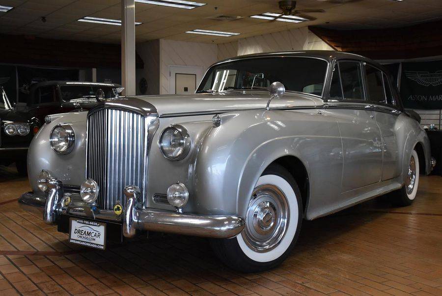 Bentley S2