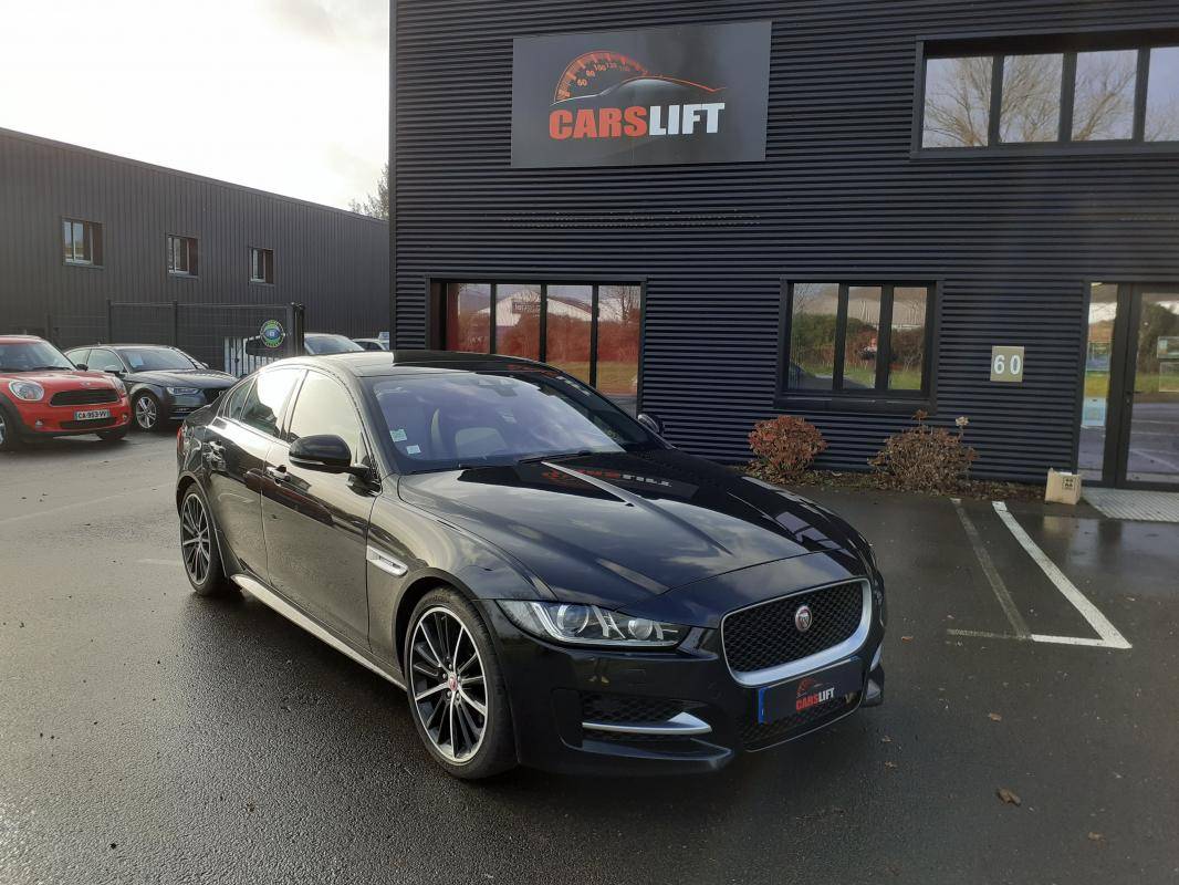 Jaguar XE