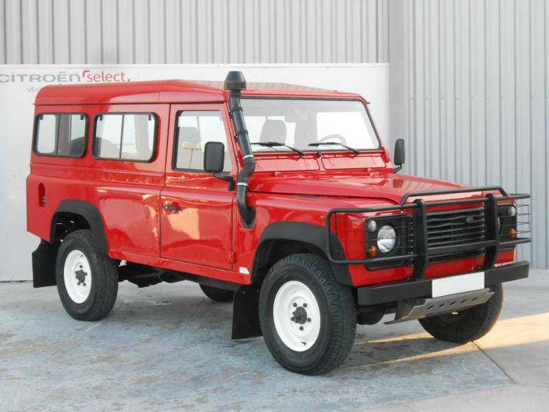 Land Rover Defender