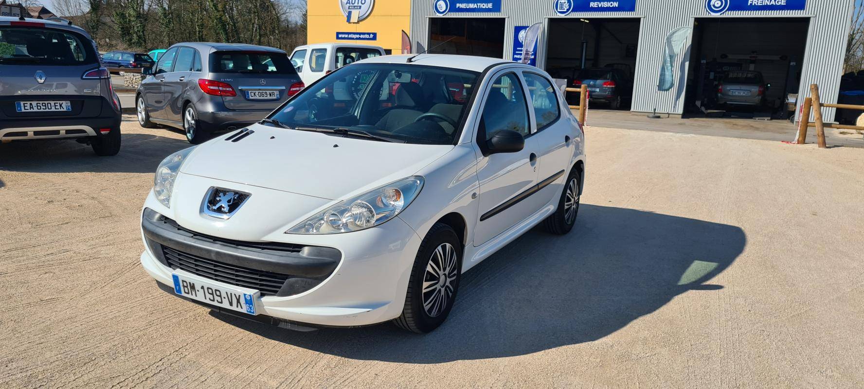 Peugeot 206