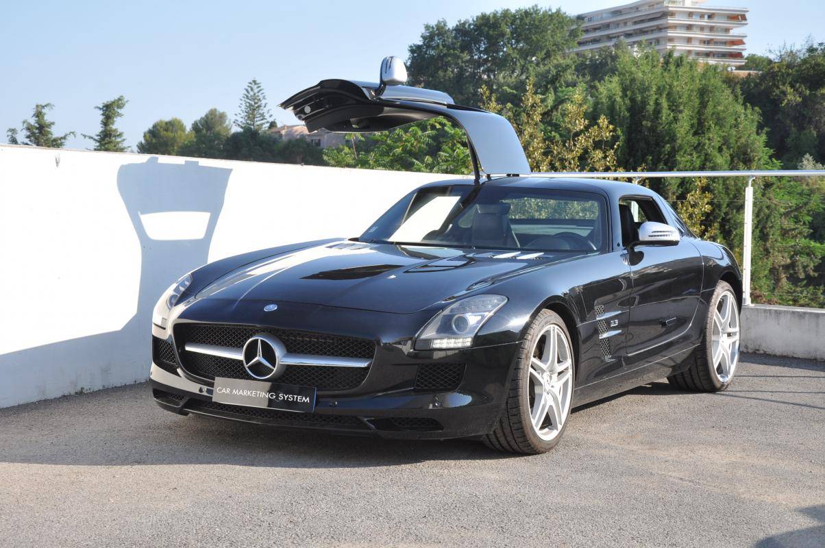 Mercedes SLS