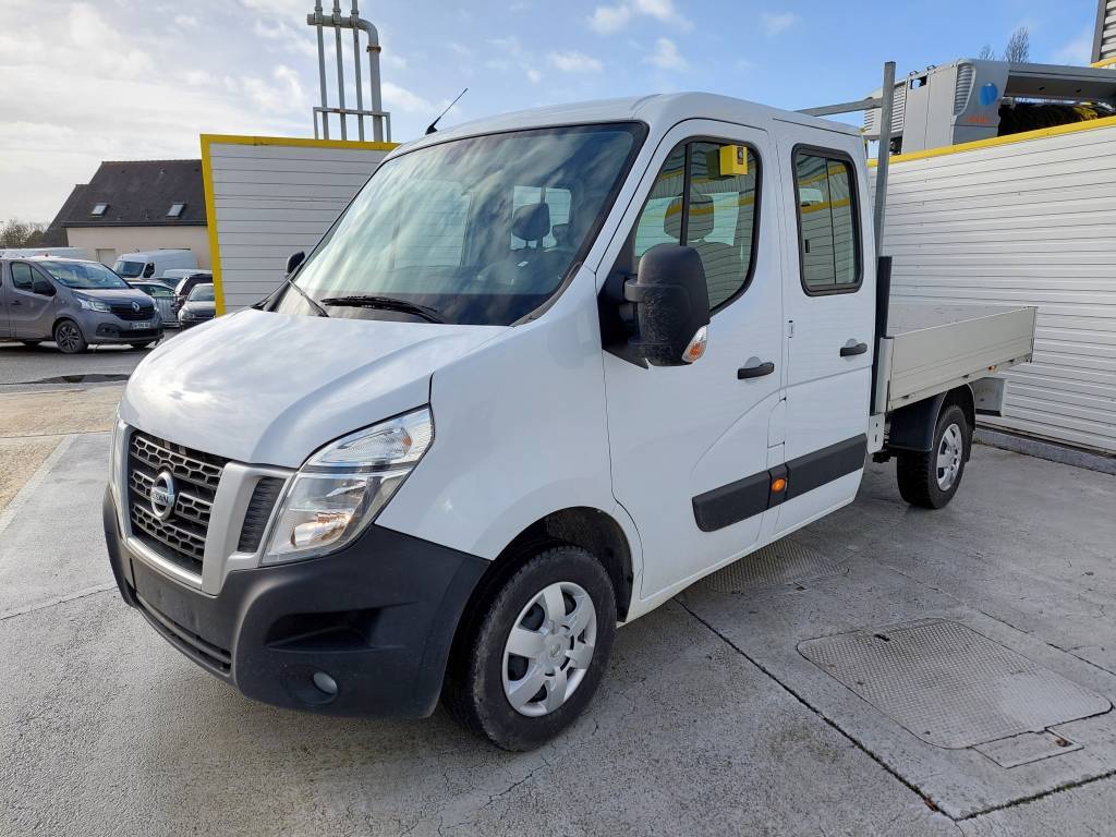 Nissan NV400