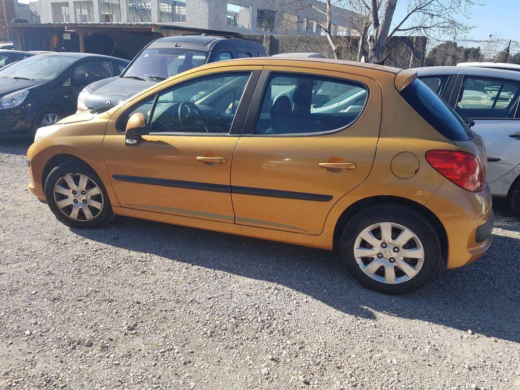 Peugeot 207