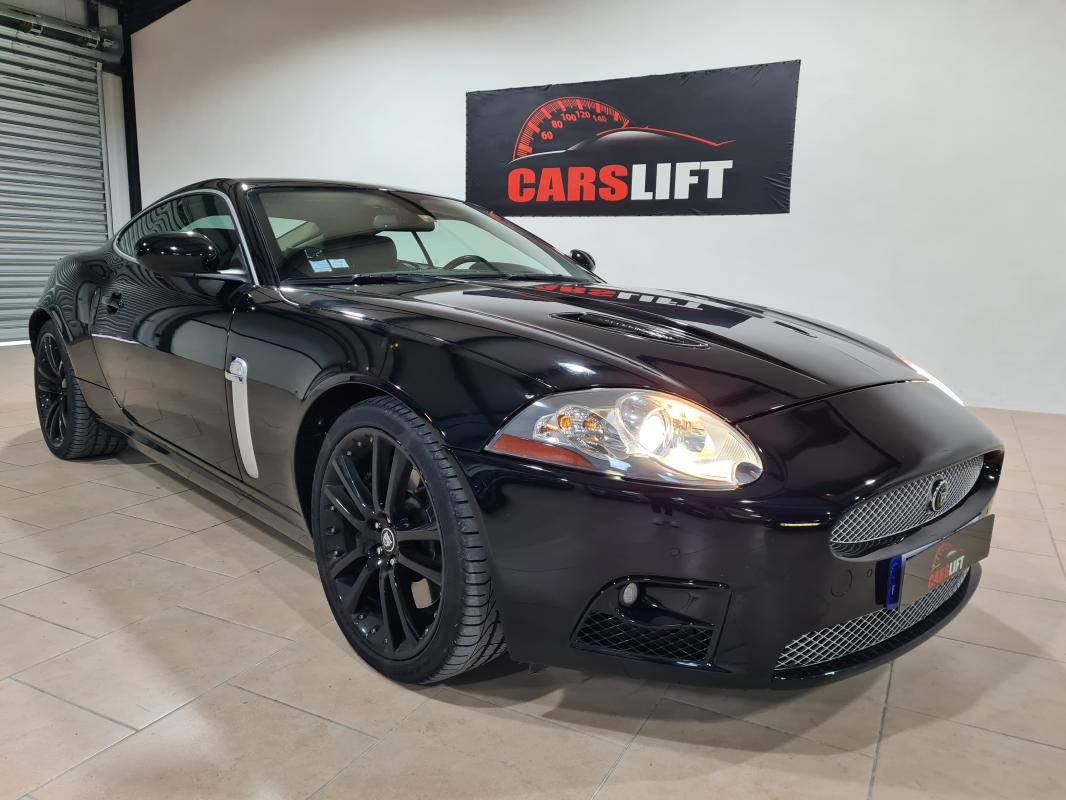 Jaguar XKR