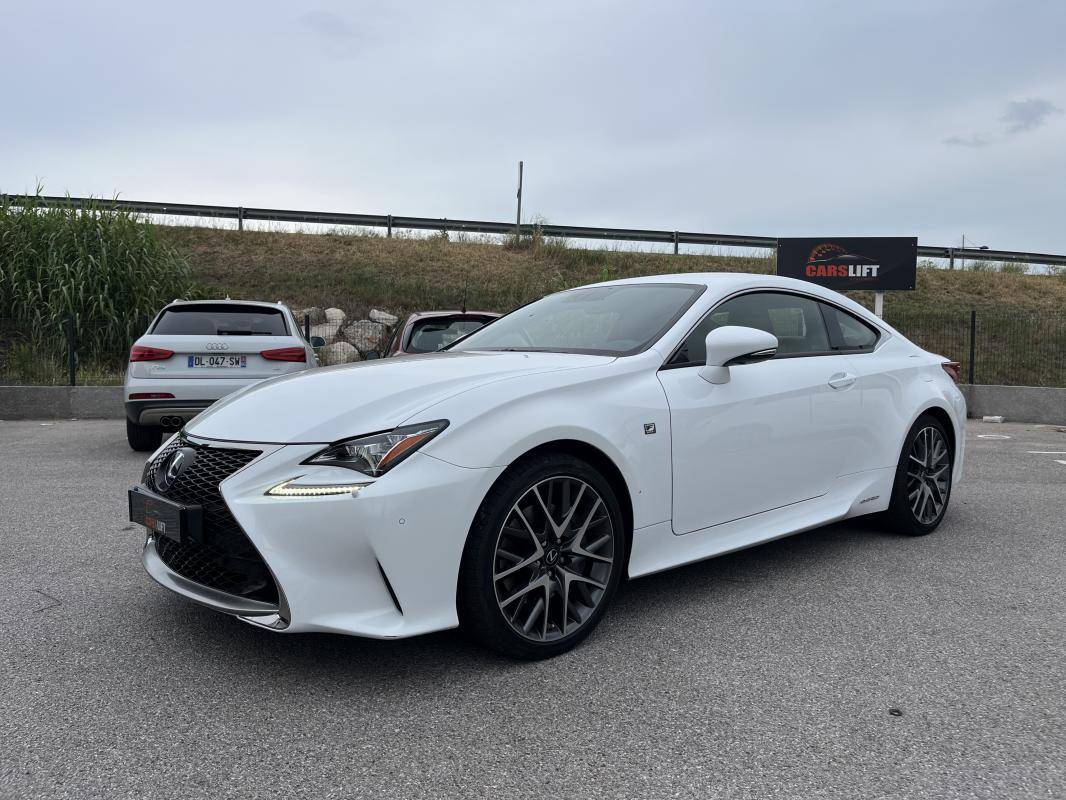 Lexus RC