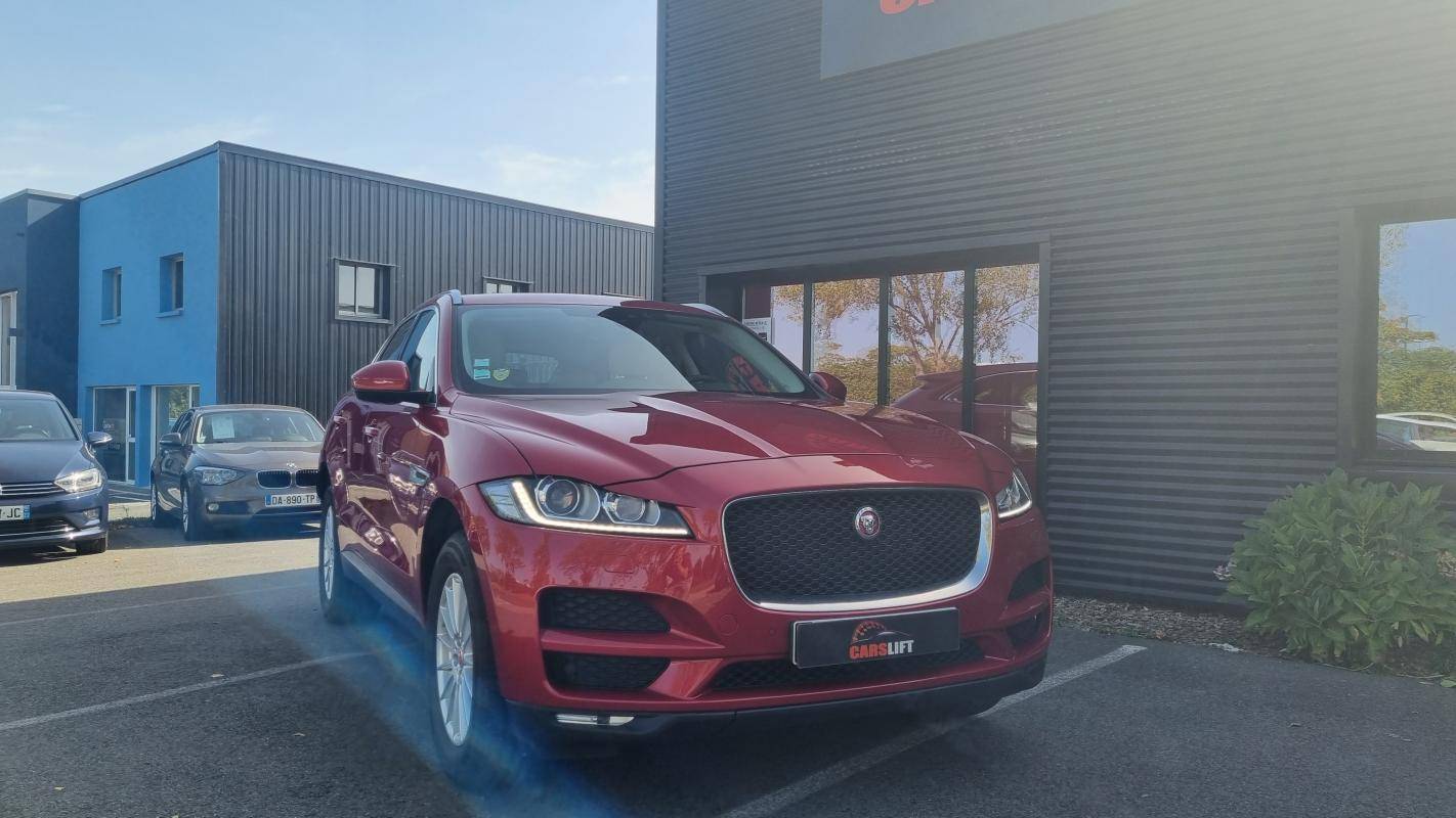 Jaguar F-Pace