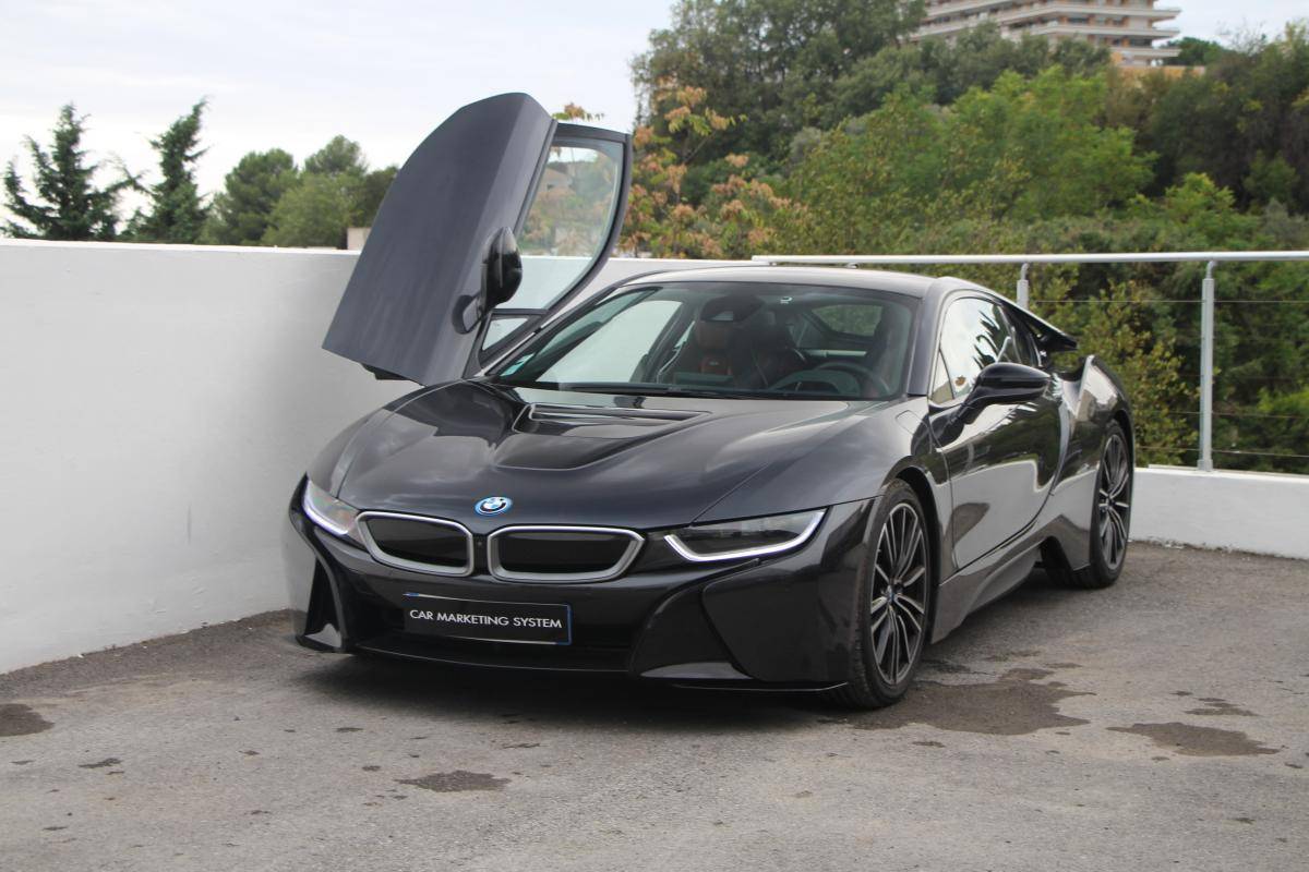 BMW i8