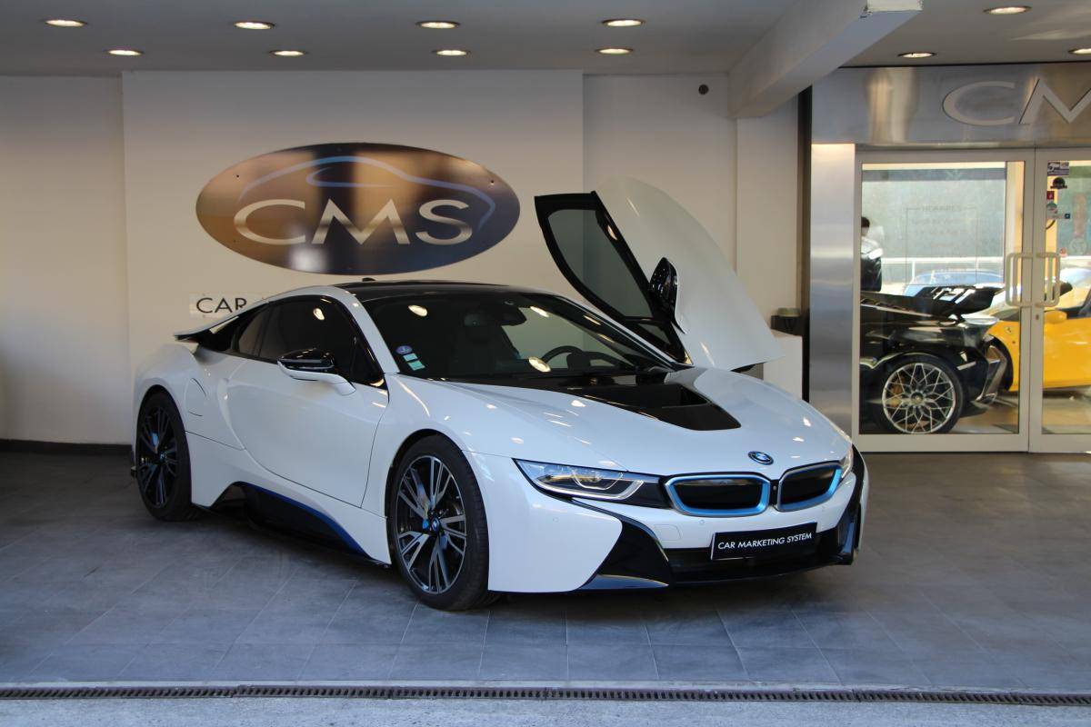 BMW i8