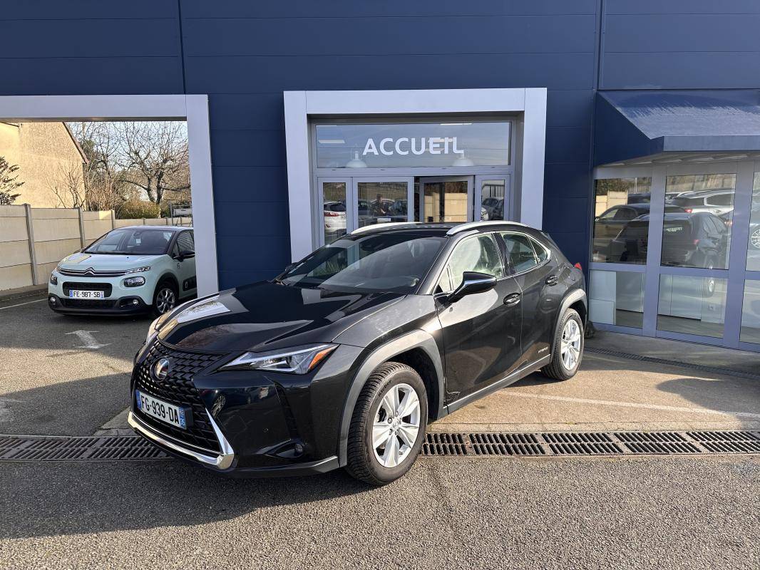 Lexus UX