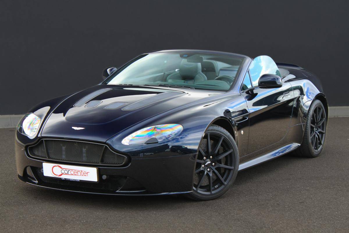 Aston Martin V12 Vantage