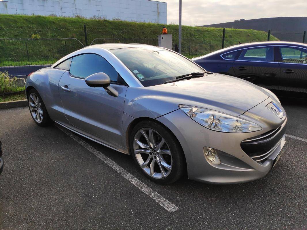 Peugeot RCZ