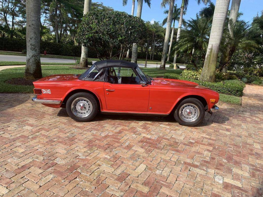 Triumph TR6