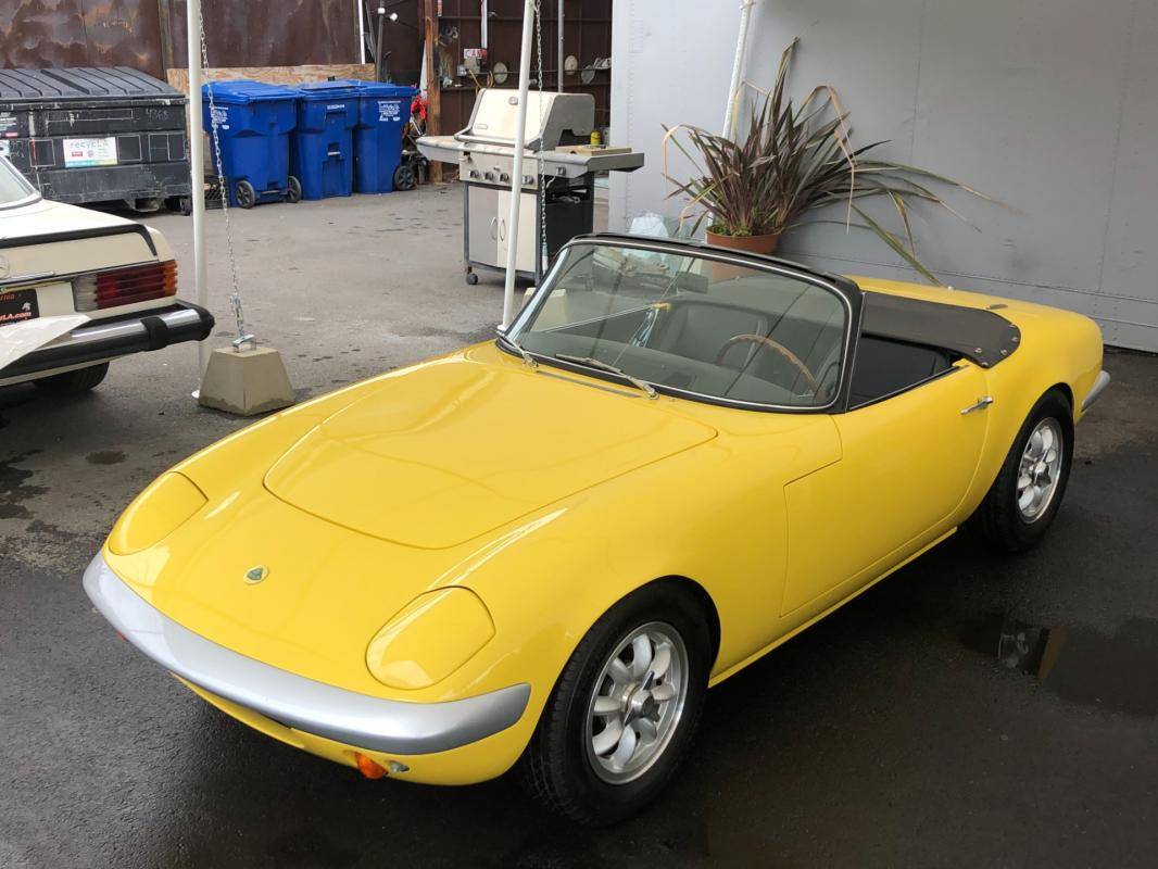 Lotus Elan