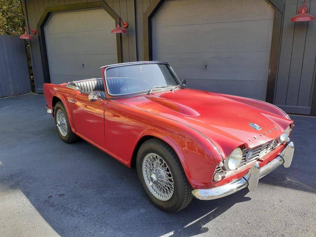 Triumph TR4