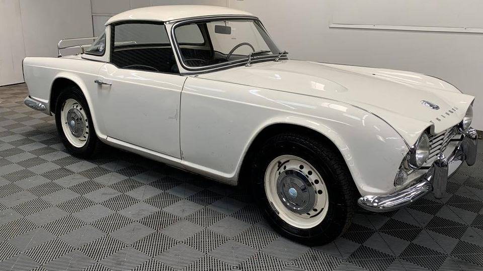 Triumph TR4