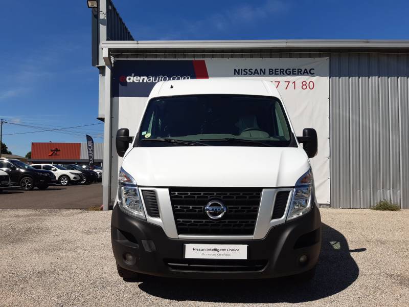 Nissan NV400