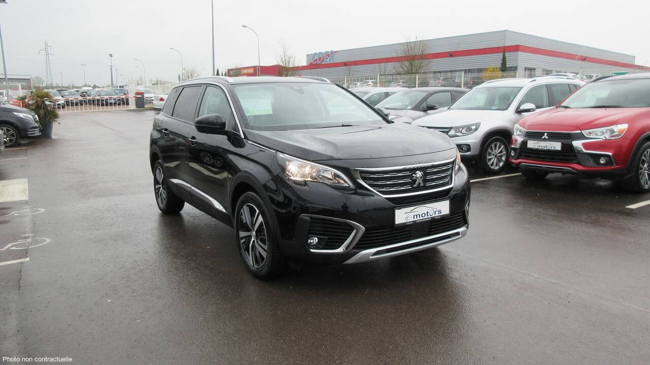 Peugeot 5008