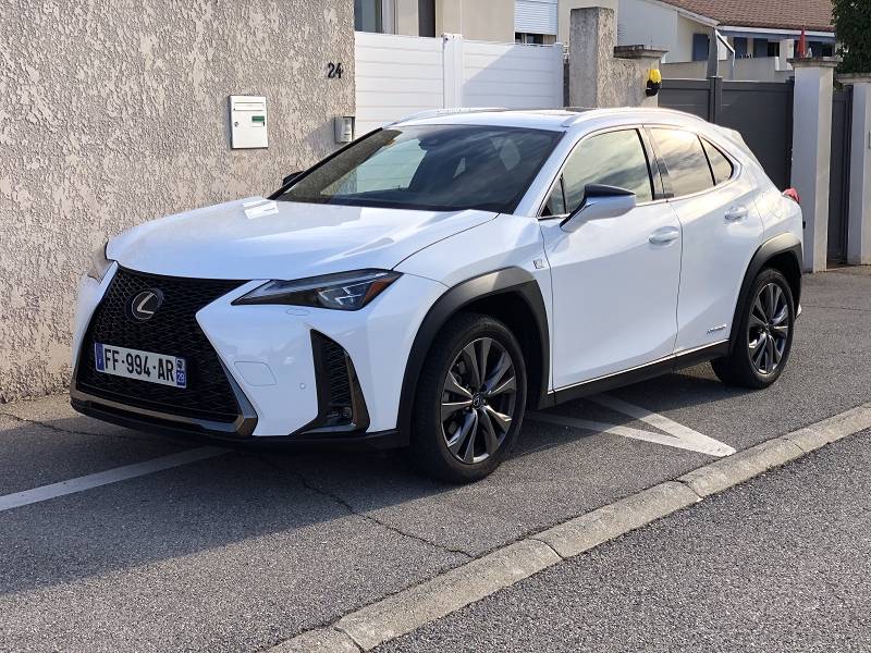 Lexus UX