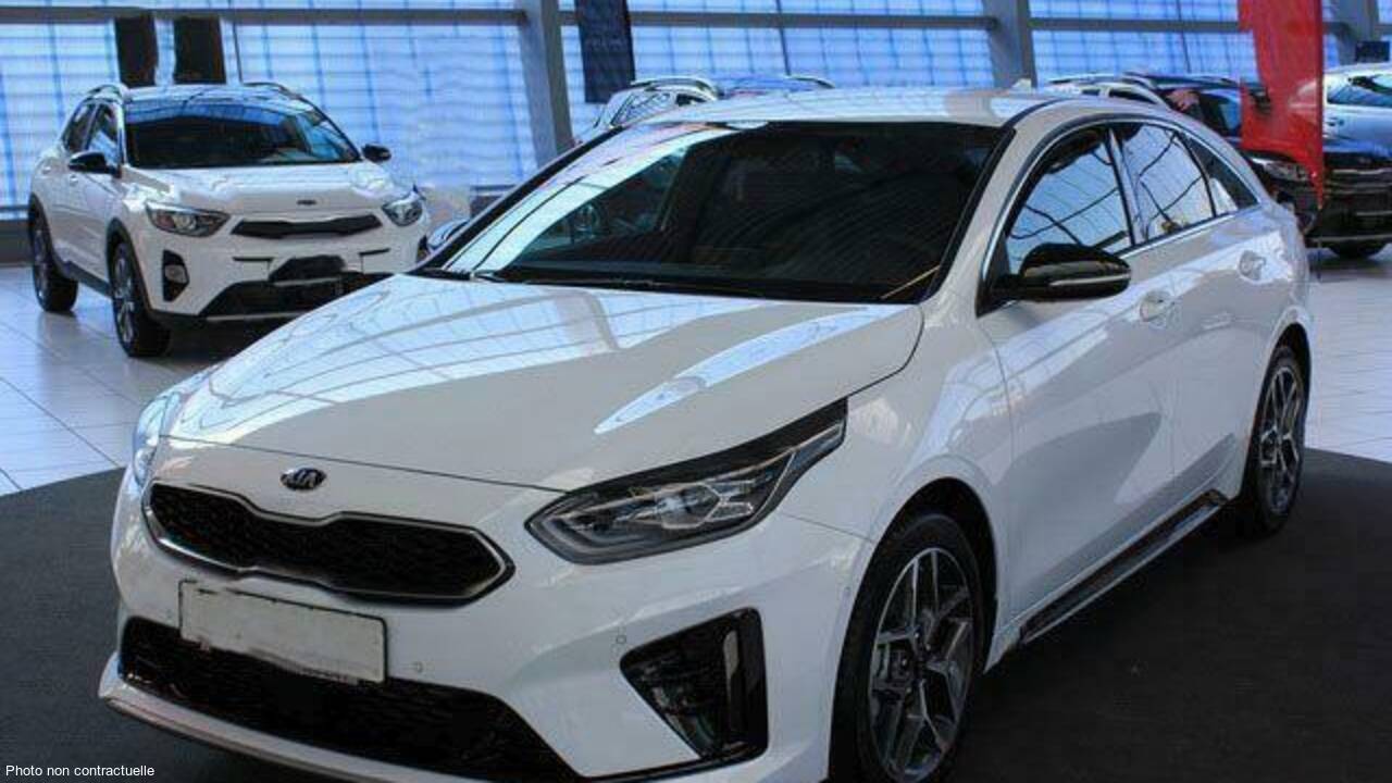 Kia ProCeed