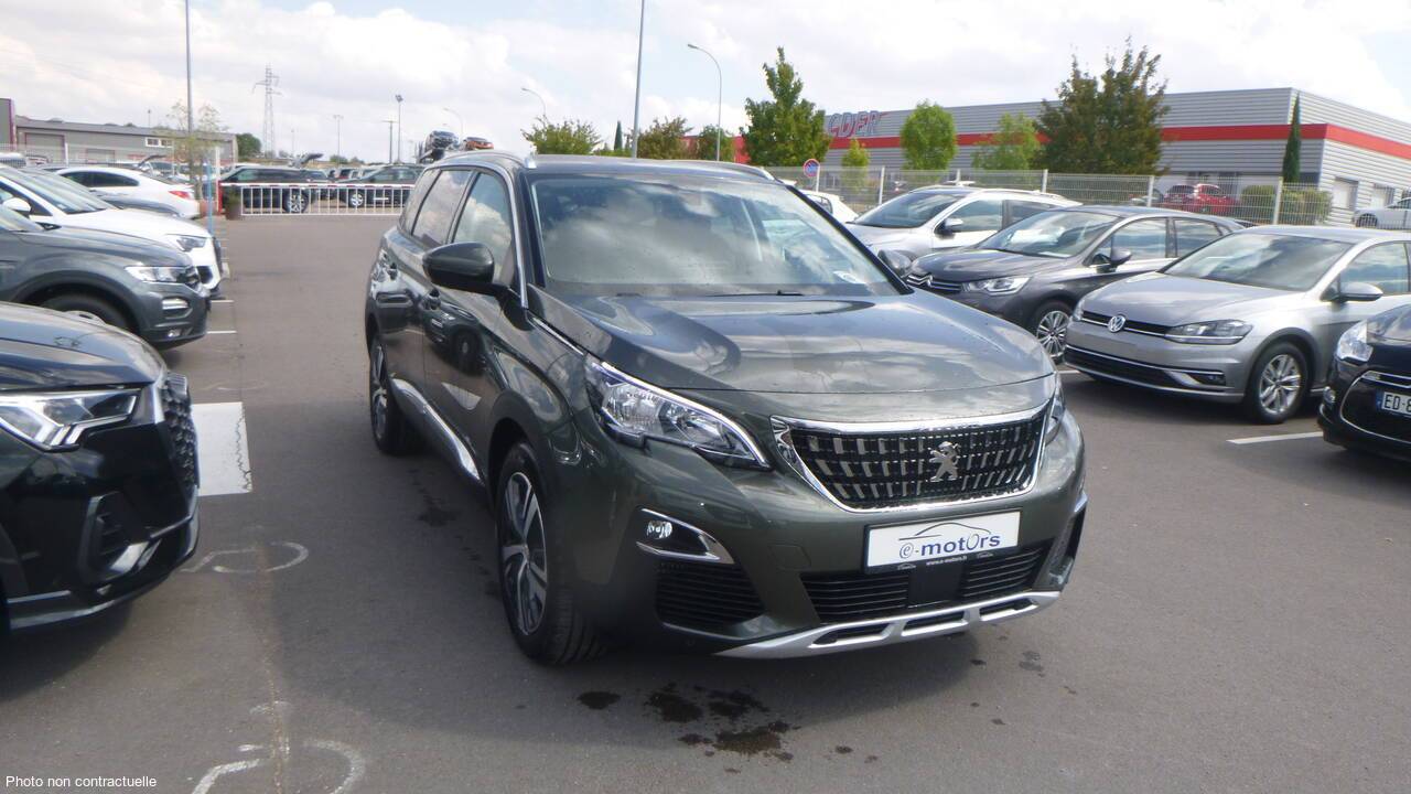 Peugeot 5008