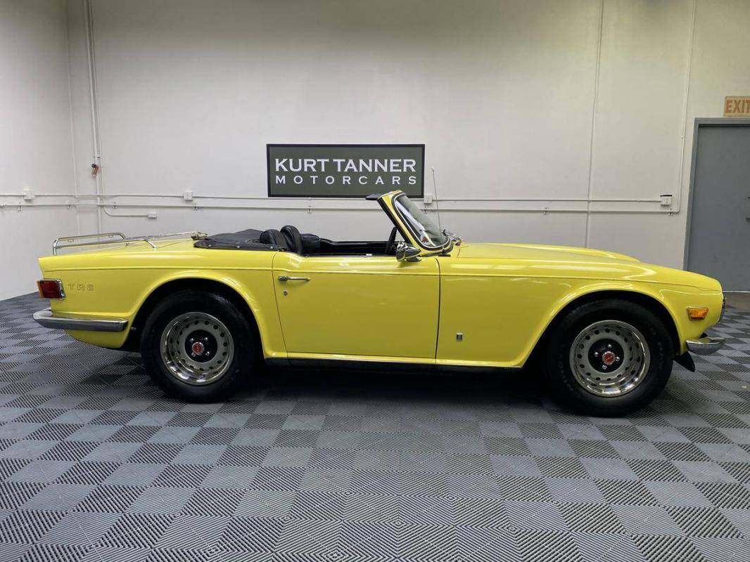 Triumph TR6