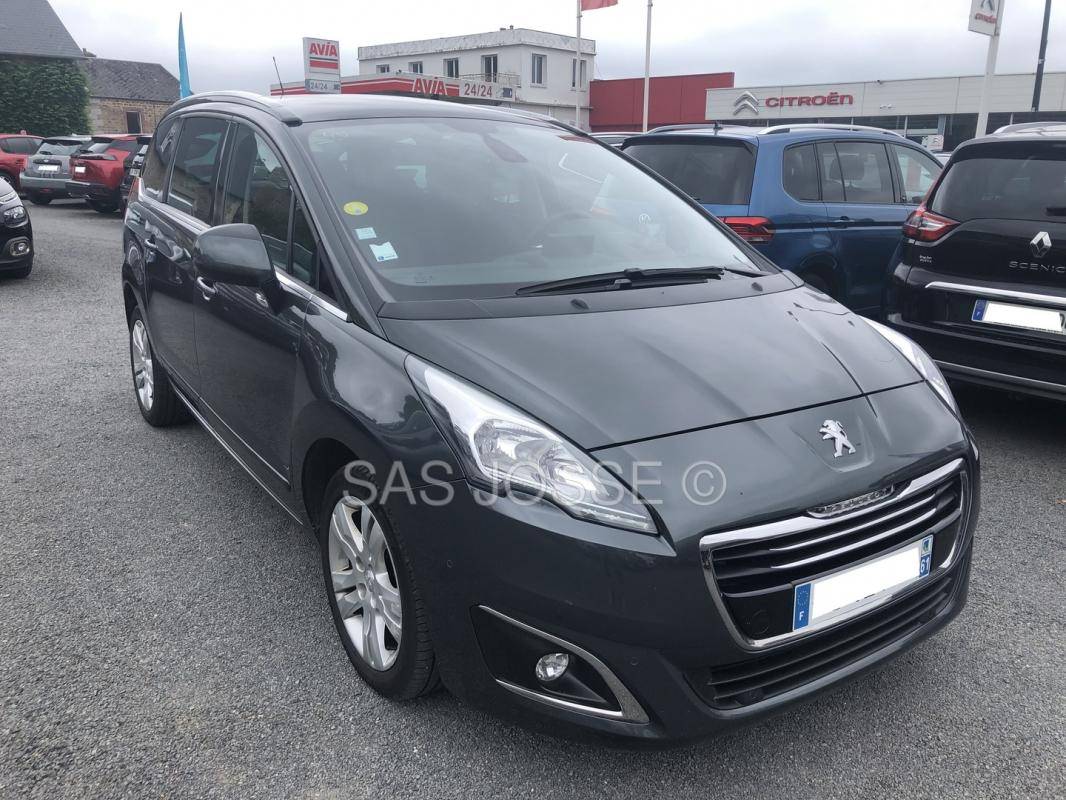 Peugeot 5008