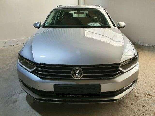 Volkswagen Passat SW