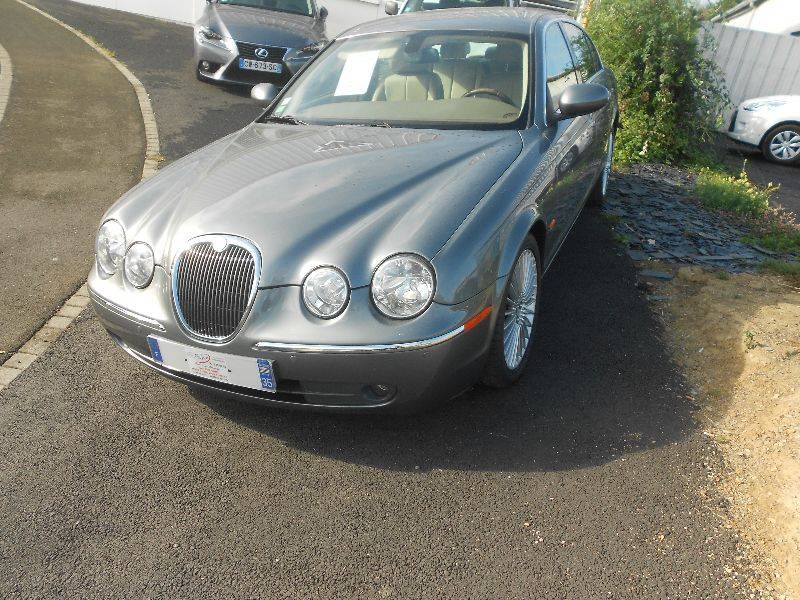 Jaguar S-Type