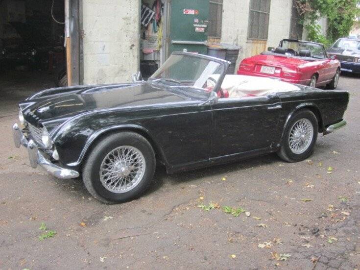 Triumph TR4