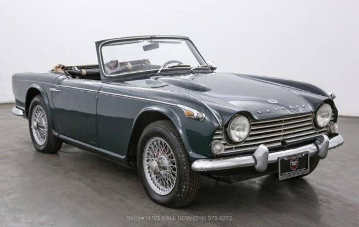 Triumph TR4