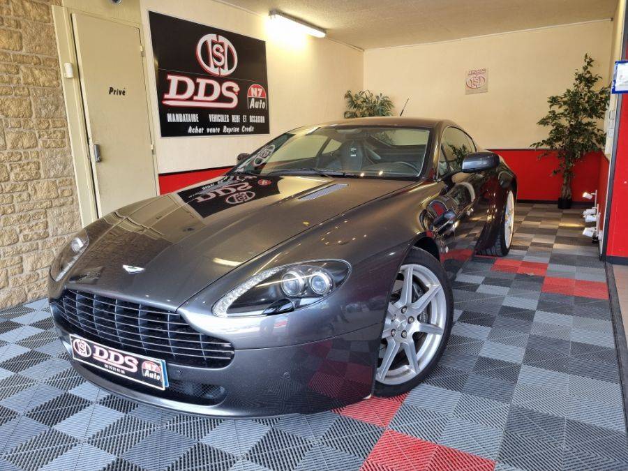 Aston Martin V8 Vantage