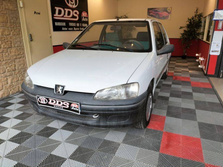 Peugeot 106