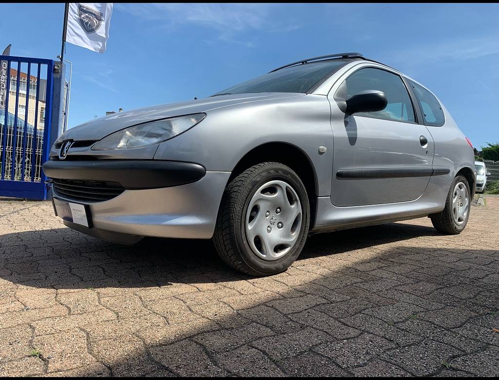 Peugeot 206