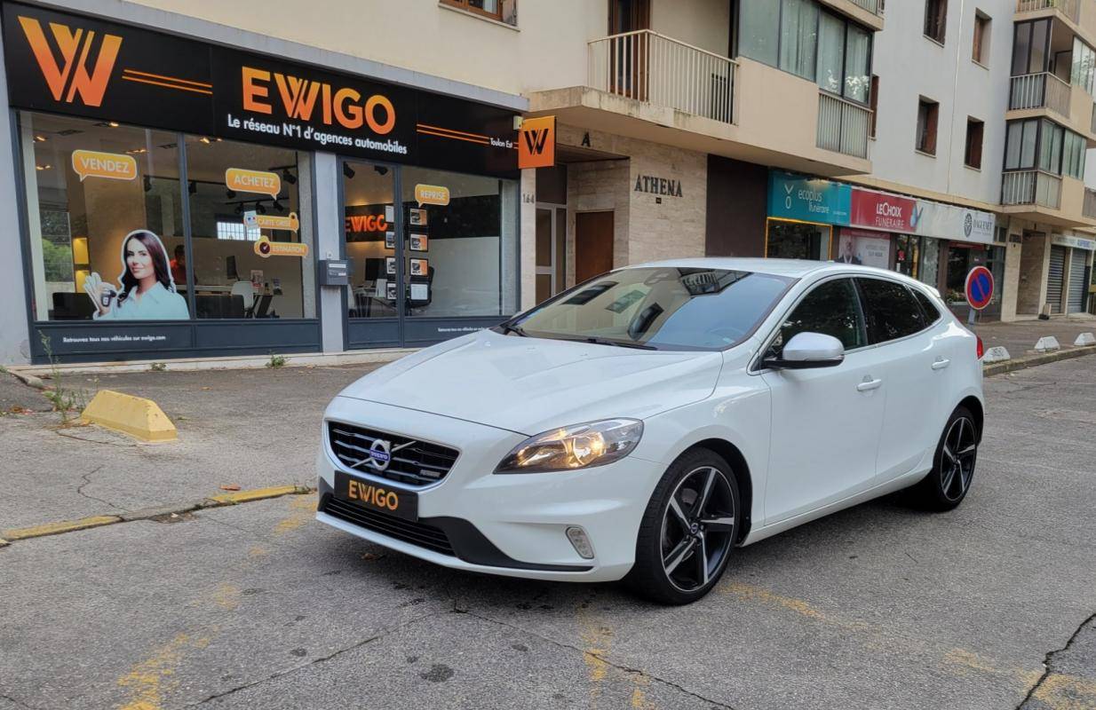 Volvo V40