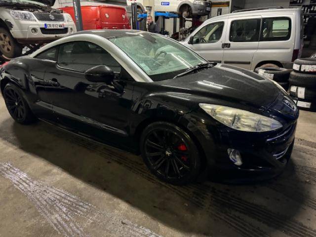 Peugeot RCZ