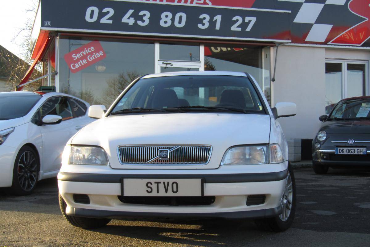 Volvo S40